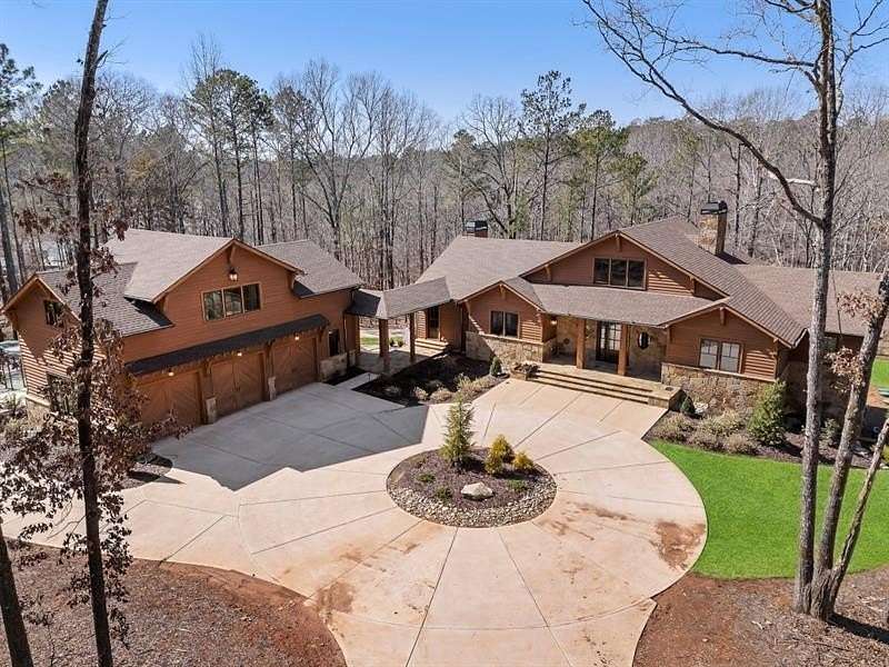 5.57 Acres of Land with Home for Sale in Newnan, Georgia