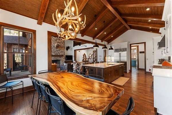 5.57 Acres of Residential Land with Home for Sale in Newnan, Georgia