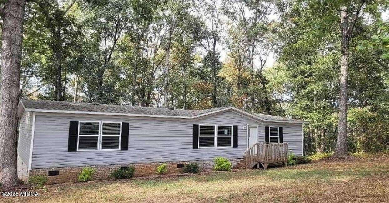2.79 Acres of Land with Home for Sale in Royston, Georgia