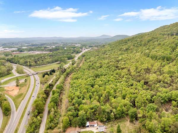100 Acres of Land for Sale in Rocky Mount, Virginia