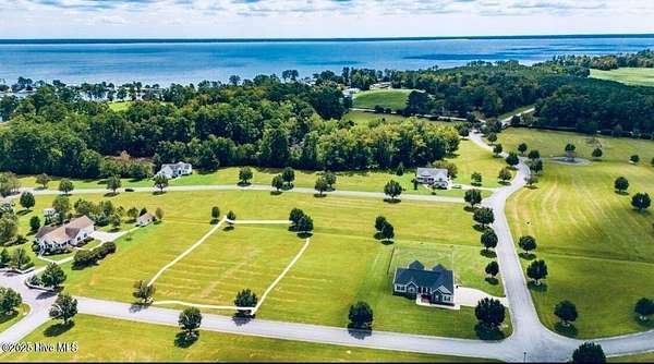 0.64 Acres of Residential Land for Sale in Arapahoe, North Carolina