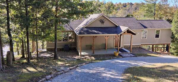 10.5 Acres of Land with Home for Sale in Lewisburg, Kentucky