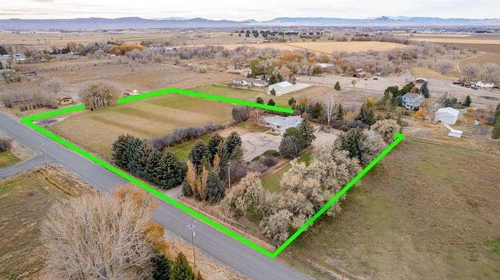4 Acres of Land with Home for Sale in Powell, Wyoming
