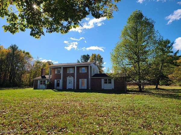 5 Acres of Residential Land with Home for Sale in Canfield, Ohio