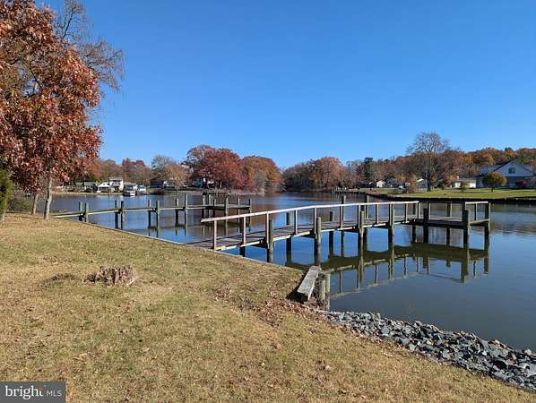 0.26 Acres of Residential Land for Auction in Middle River, Maryland