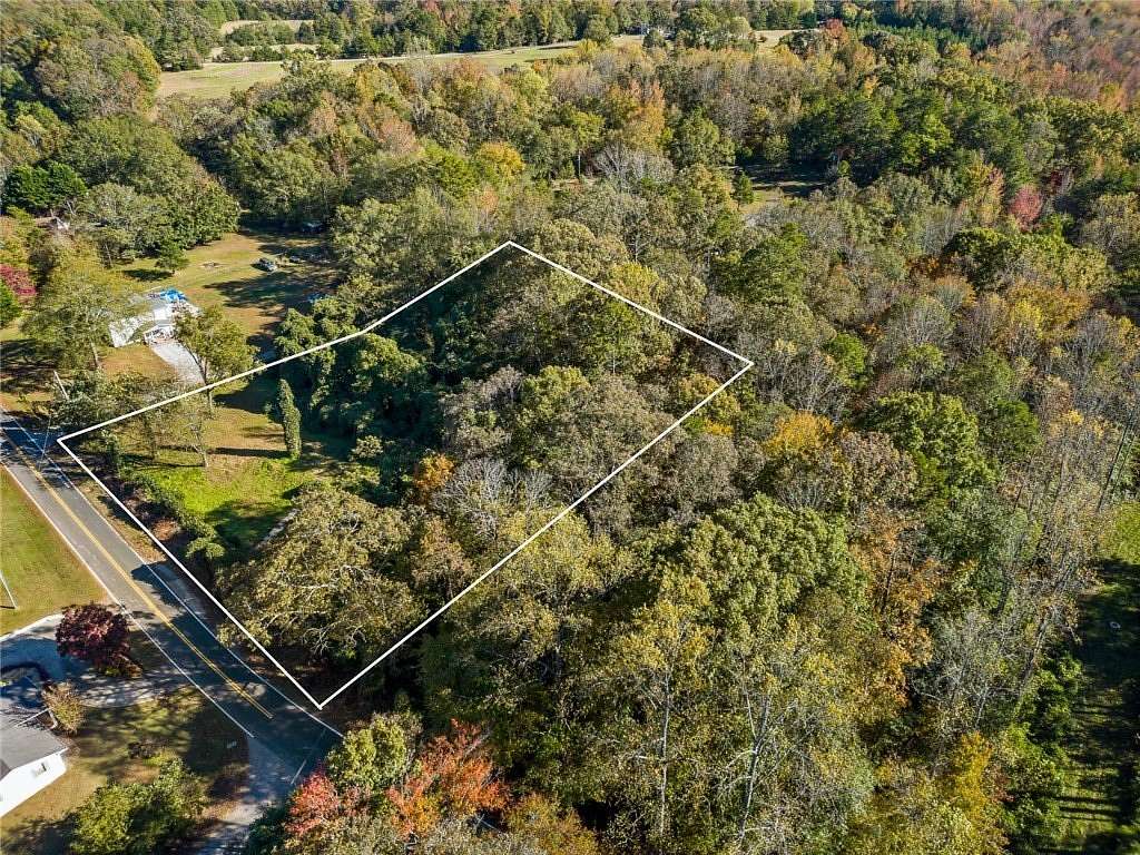1.14 Acres of Residential Land for Sale in Central, South Carolina