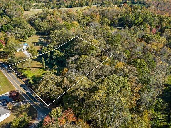 1.14 Acres of Residential Land for Sale in Central, South Carolina
