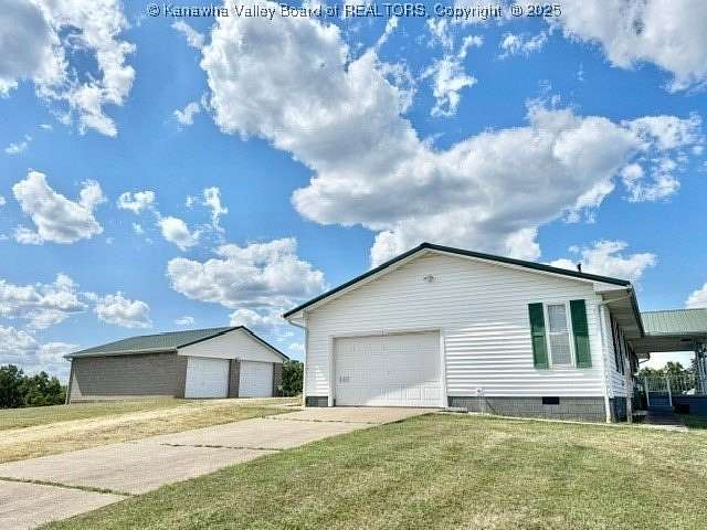 160 Acres of Land with Home for Sale in Given, West Virginia