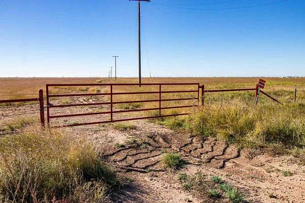 1,207 Acres of Recreational Land & Farm for Sale in Panhandle, Texas