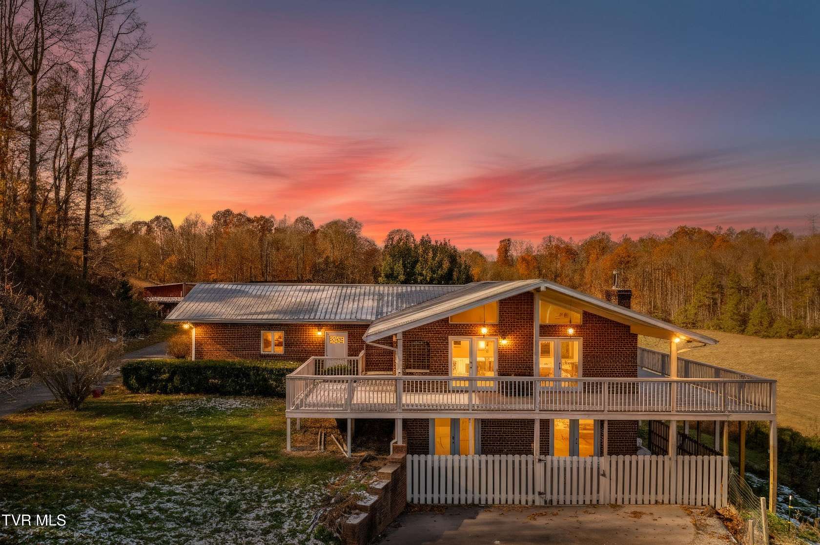 23.4 Acres of Agricultural Land with Home for Sale in Jonesborough, Tennessee