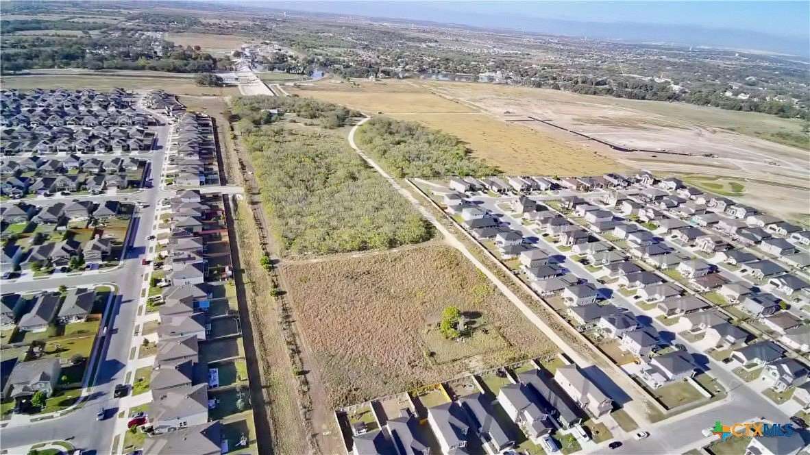 27.5 Acres of Land for Sale in New Braunfels, Texas