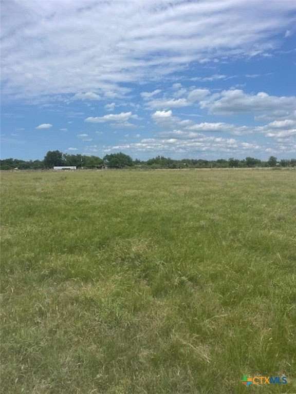 5.58 Acres of Land for Sale in Holland, Texas
