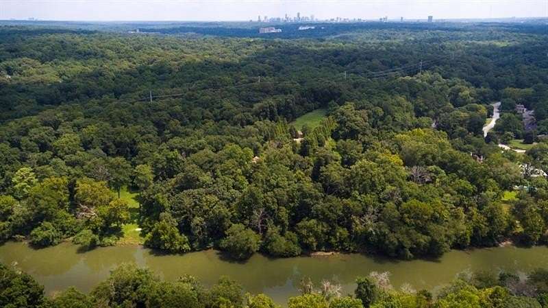 15.7 Acres of Improved Land for Sale in Atlanta, Georgia