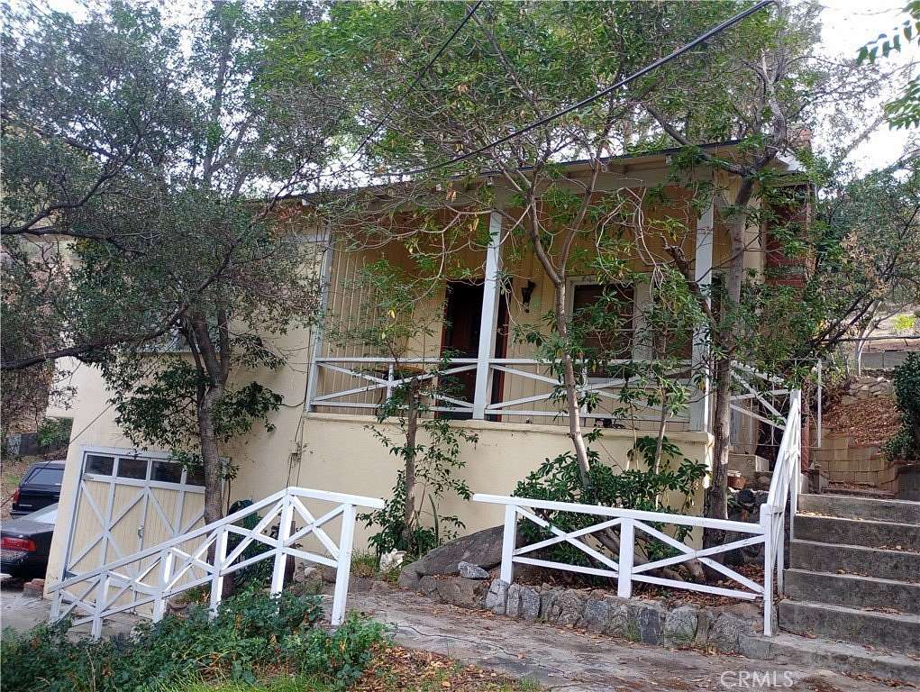 8.9 Acres of Residential Land with Home for Sale in Sunland, California