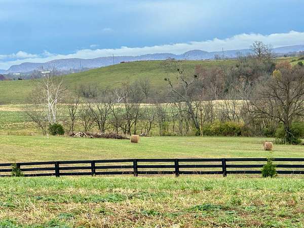 2 Acres of Residential Land for Sale in Richmond, Kentucky