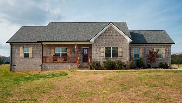 2.74 Acres of Residential Land with Home for Sale in Lewisburg, Tennessee