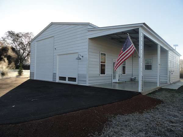 6 Acres of Land with Home for Sale in Hazel Green, Alabama