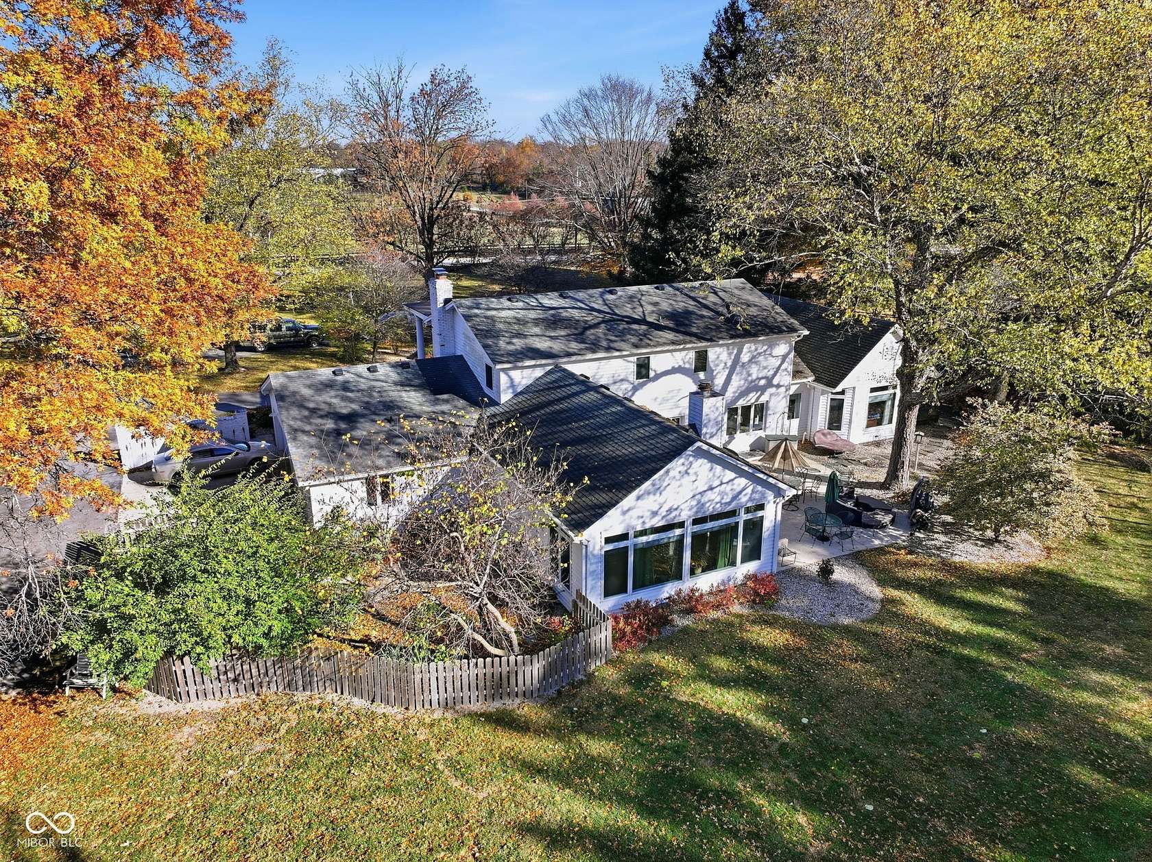 2.1 Acres of Residential Land with Home for Sale in Zionsville, Indiana