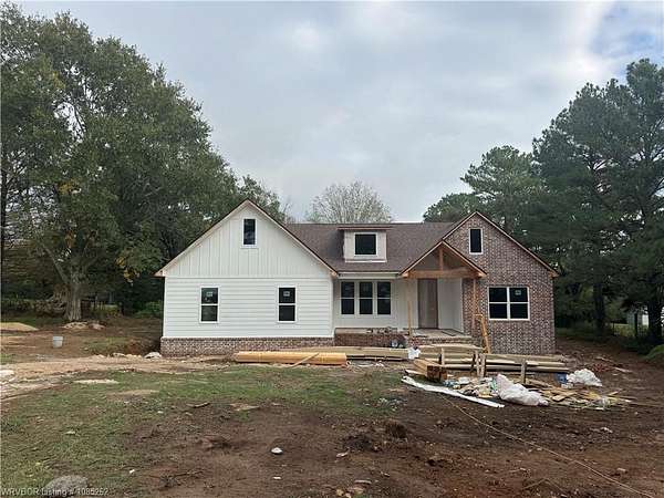 1.35 Acres of Residential Land with Home for Sale in Mountainburg, Arkansas