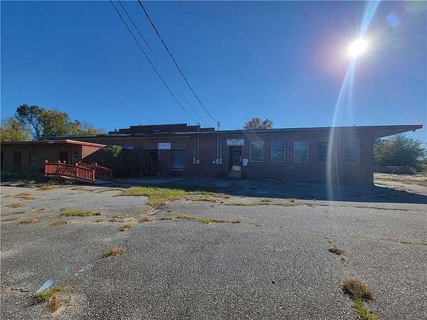 5.76 Acres of Commercial Land for Sale in Waycross, Georgia