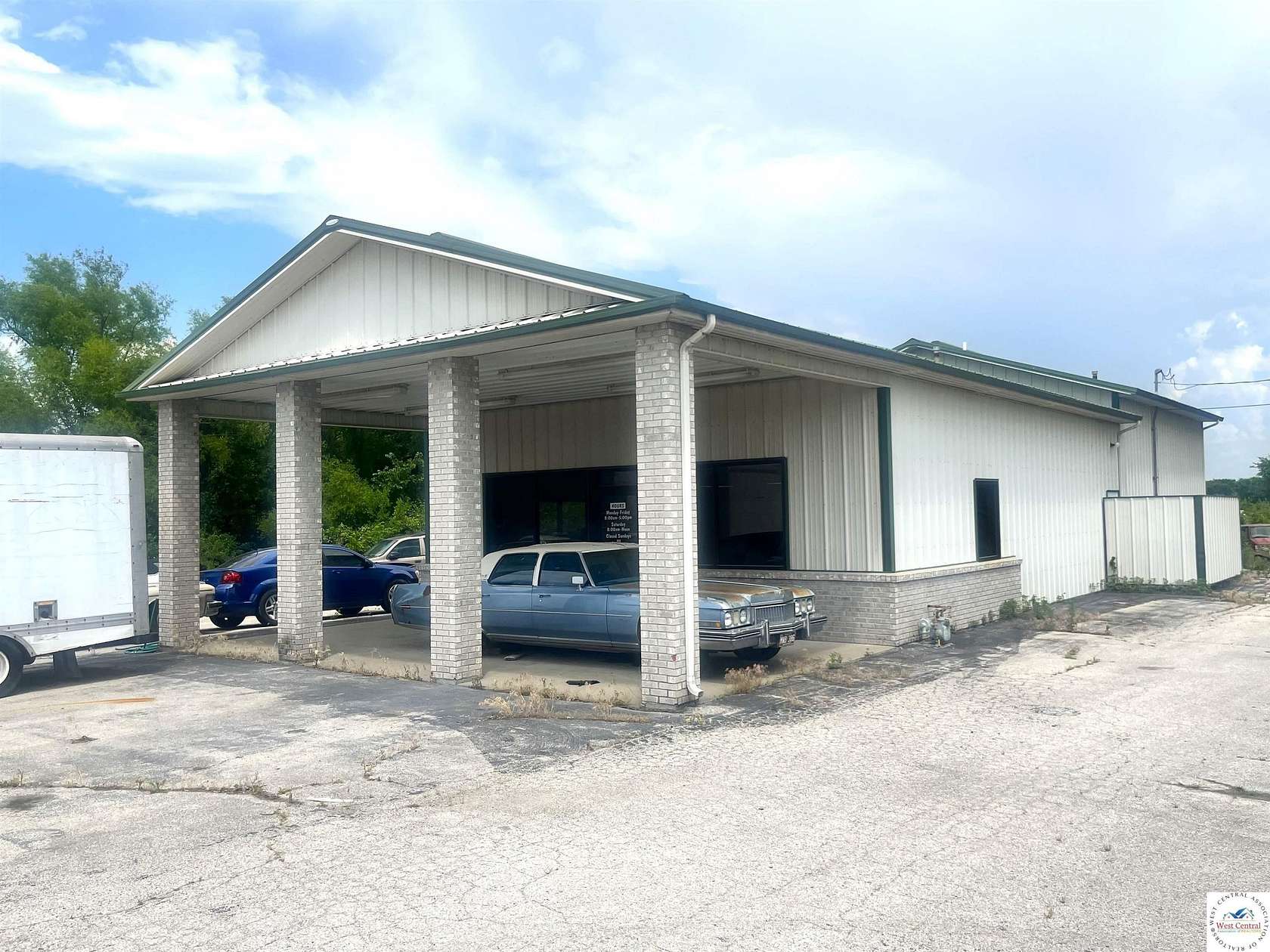 4.8 Acres of Improved Commercial Land for Sale in Sedalia, Missouri