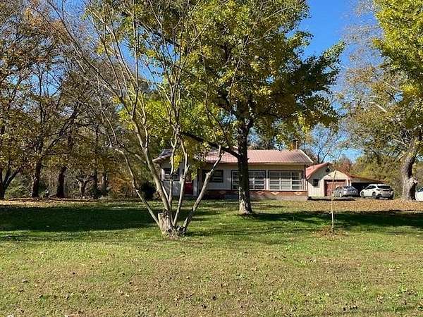 34.5 Acres of Agricultural Land with Home for Sale in Crandall, Georgia