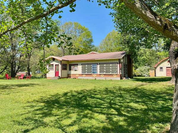 34.6 Acres of Agricultural Land with Home for Sale in Crandall, Georgia