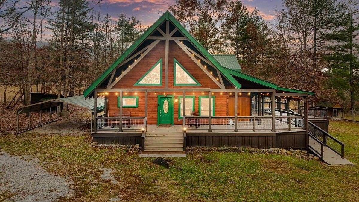 12 Acres of Land with Home for Sale in New Castle, Virginia