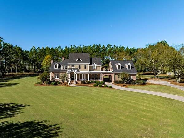 4.18 Acres of Residential Land with Home for Sale in Tifton, Georgia