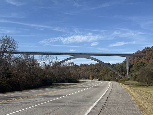 2.32 Acres of Residential Land with Home for Sale in Franklin, Tennessee