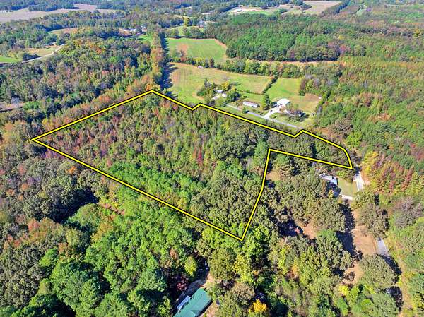 10.2 Acres of Recreational Land for Sale in Bruceton, Tennessee