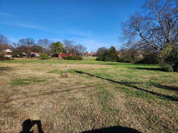 1.46 Acres of Residential Land for Sale in Gallatin, Tennessee
