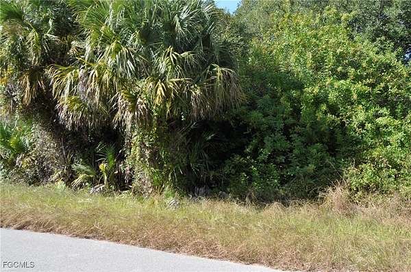 0.26 Acres of Land for Sale in Lehigh Acres, Florida