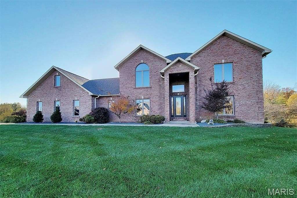 2.14 Acres of Residential Land with Home for Sale in Jackson, Missouri