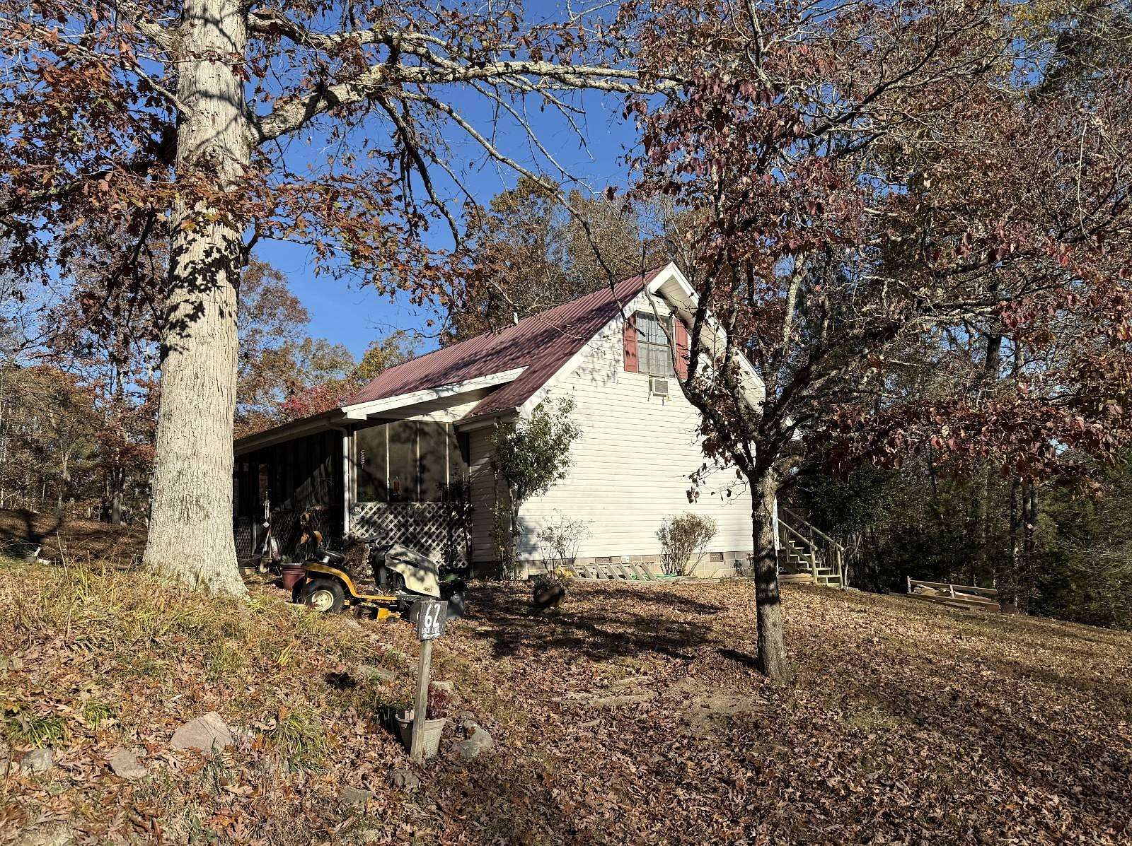 5.29 Acres of Residential Land with Home for Auction in Ringgold, Georgia