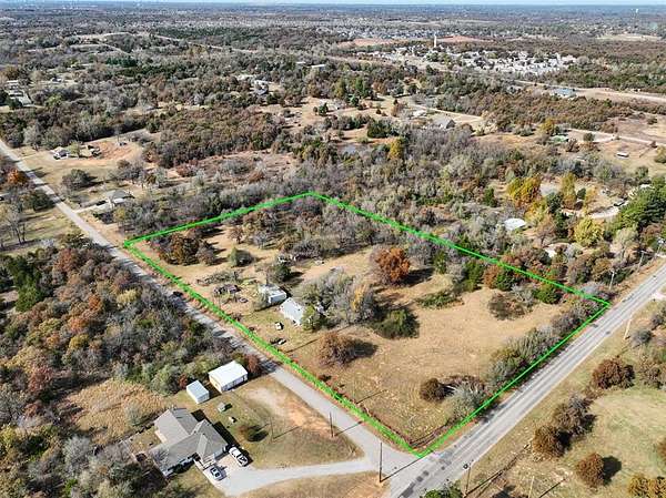 5 Acres of Residential Land with Home for Sale in Choctaw, Oklahoma