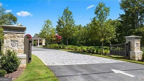 Residential Land for Sale in Milton, Georgia