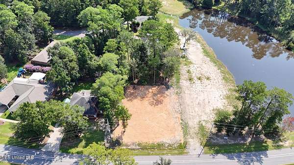 0.25 Acres of Residential Land for Sale in Diamondhead, Mississippi