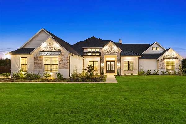 2.52 Acres of Residential Land with Home for Sale in Waxahachie, Texas