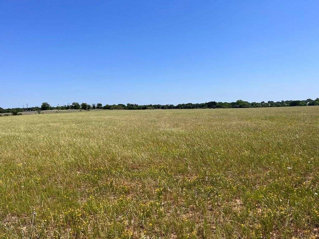 16.2 Acres of Land for Sale in Cleburne, Texas