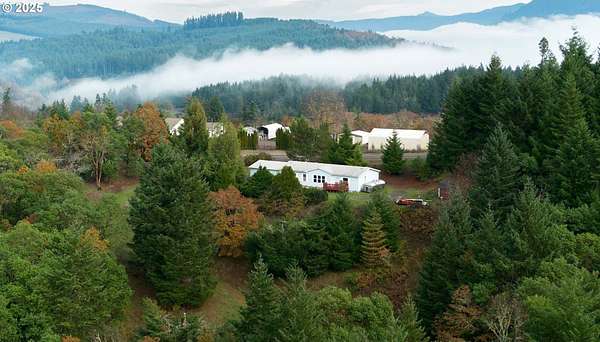 6.5 Acres of Residential Land with Home for Sale in Oakland, Oregon