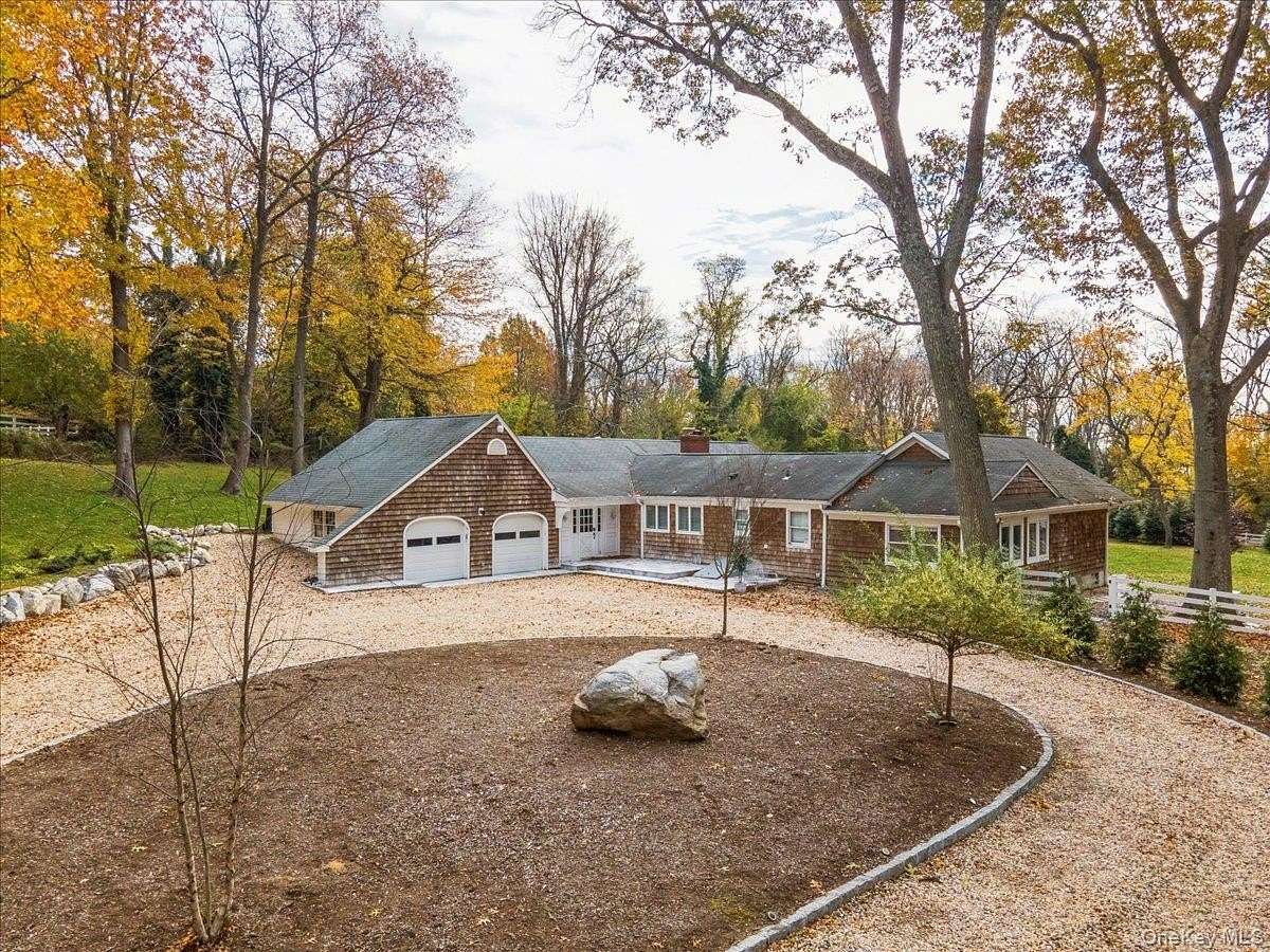 2 Acres of Residential Land with Home for Sale in Northport, New York