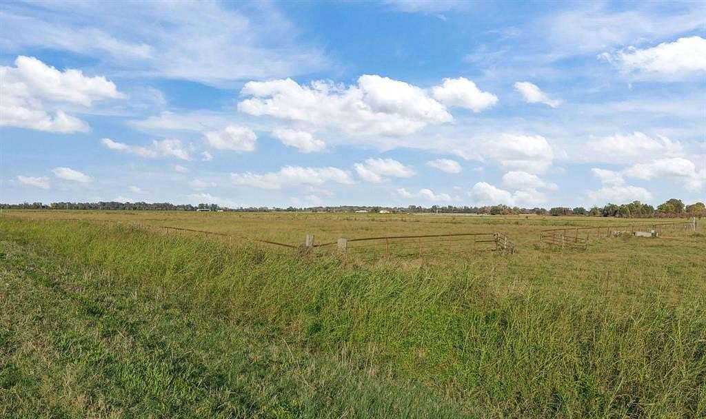 13.1 Acres of Land for Sale in Belcher, Louisiana