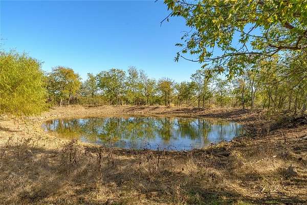 100 Acres of Recreational Land & Farm for Sale in Moody, Texas