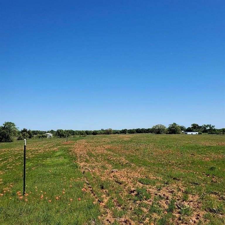 10.8 Acres of Land for Sale in Alvord, Texas