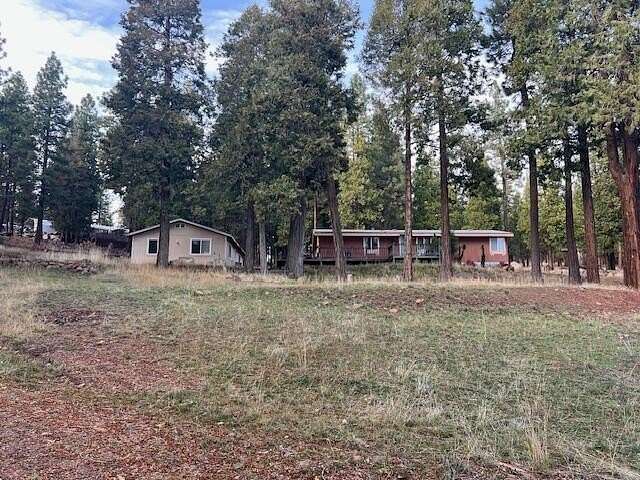 1.55 Acres of Residential Land with Home for Sale in Klamath Falls, Oregon