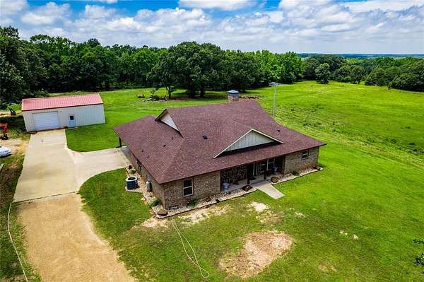 11.1 Acres of Land with Home for Sale in Athens, Texas
