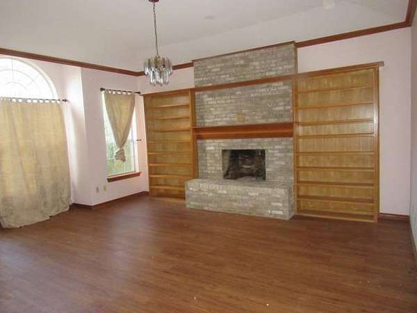 3 Acres of Residential Land with Home for Sale in Henderson, Texas