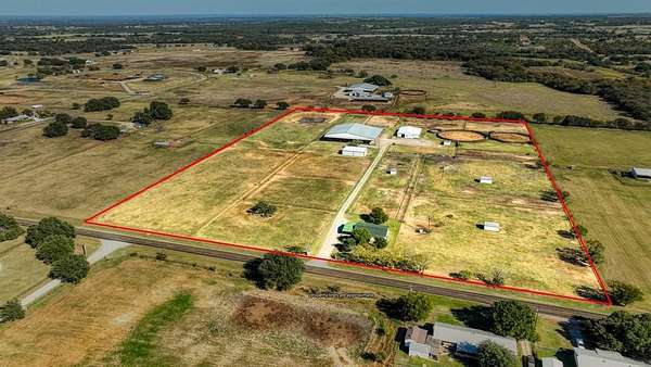 19.6 Acres of Land with Home for Sale in Lipan, Texas