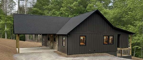 1.53 Acres of Residential Land with Home for Sale in Epworth, Georgia